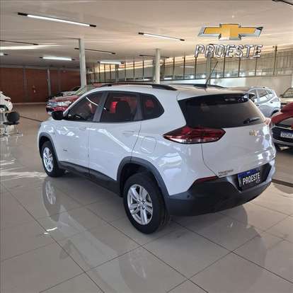 CHEVROLET-TRACKER-2022