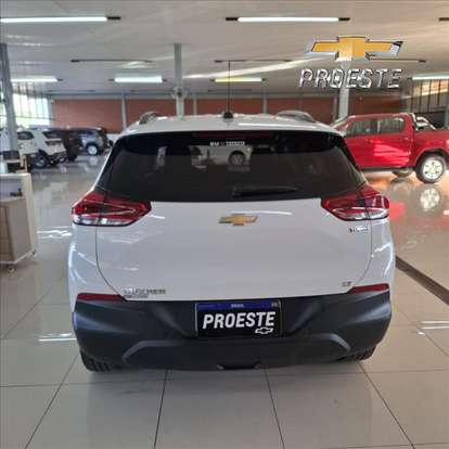 CHEVROLET-TRACKER-2022