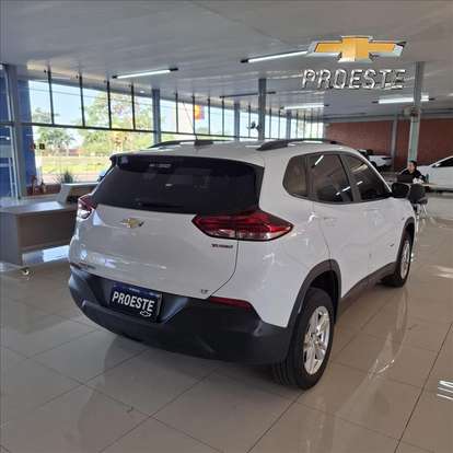 CHEVROLET-TRACKER-2022