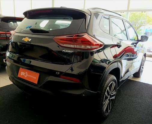 CHEVROLET-TRACKER-2023