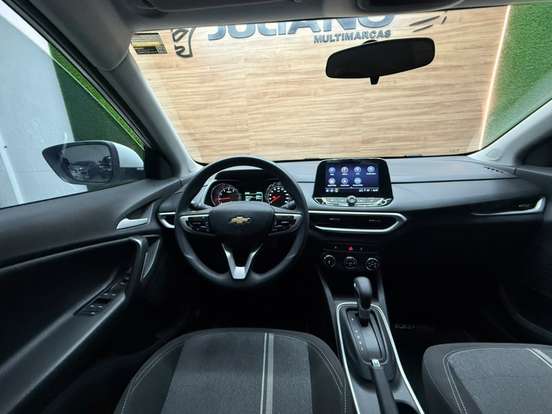 CHEVROLET-TRACKER-2024