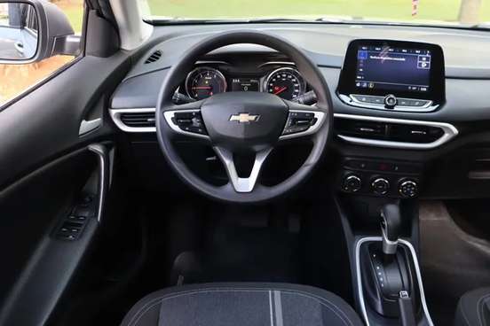 CHEVROLET-TRACKER-2022