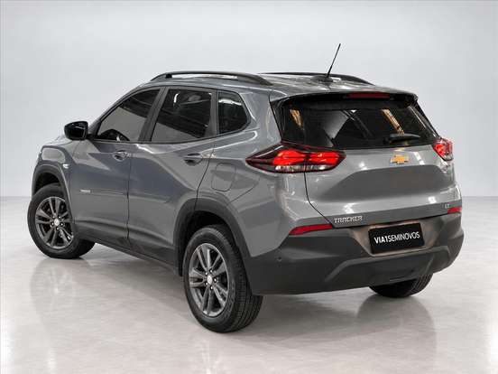CHEVROLET-TRACKER-2022