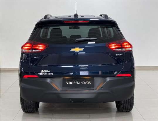 CHEVROLET-TRACKER-2024