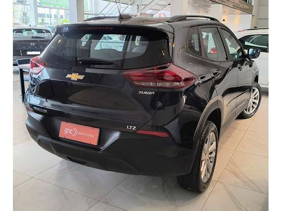 CHEVROLET-TRACKER-2024
