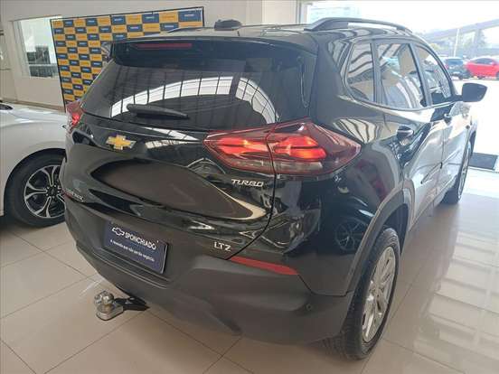 CHEVROLET-TRACKER-2024