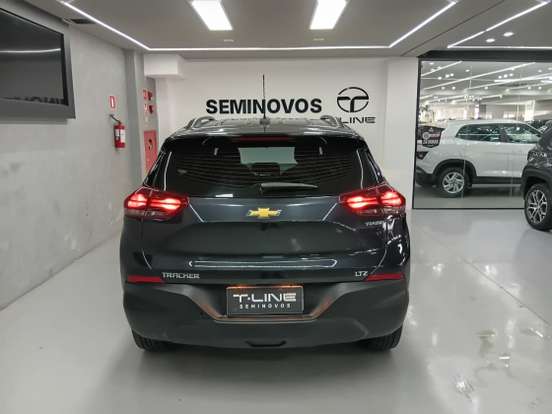 CHEVROLET-TRACKER-2024