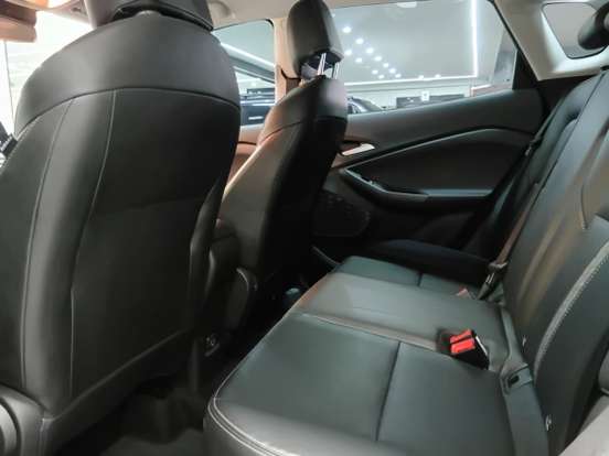 CHEVROLET-TRACKER-2024