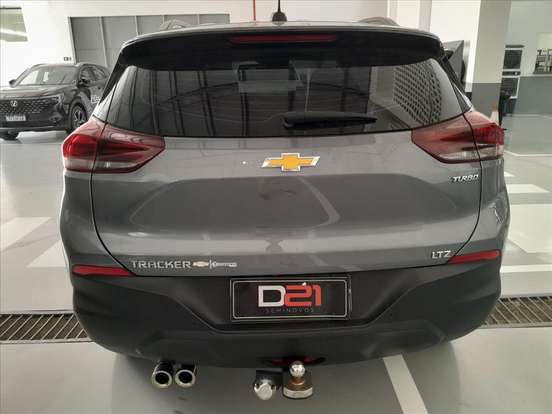CHEVROLET-TRACKER-2023