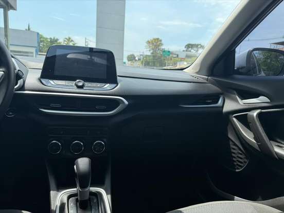 CHEVROLET-TRACKER-2021