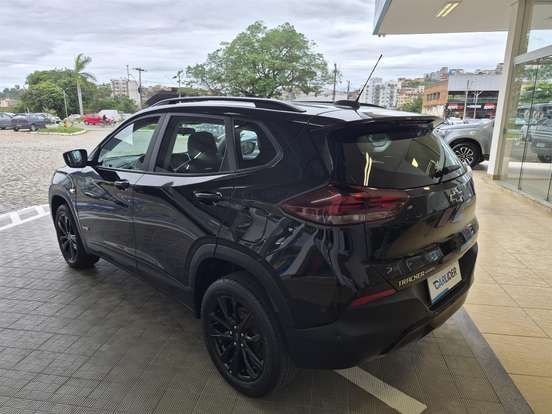 CHEVROLET-TRACKER-2023
