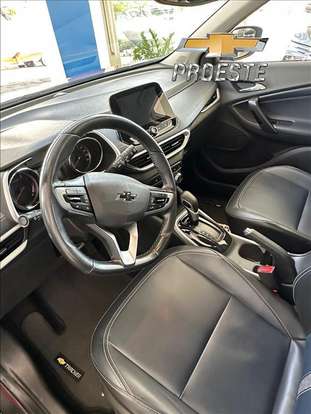 CHEVROLET-TRACKER-2023