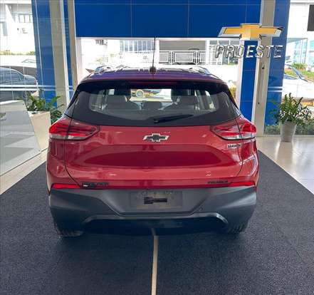 CHEVROLET-TRACKER-2023