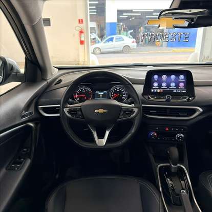 CHEVROLET-TRACKER-2023