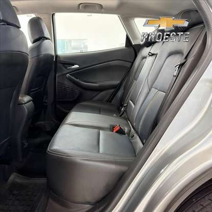 CHEVROLET-TRACKER-2023