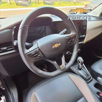 CHEVROLET-TRACKER-2025