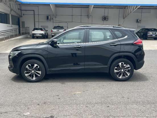 CHEVROLET-TRACKER-2022