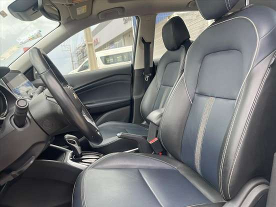 CHEVROLET-TRACKER-2023