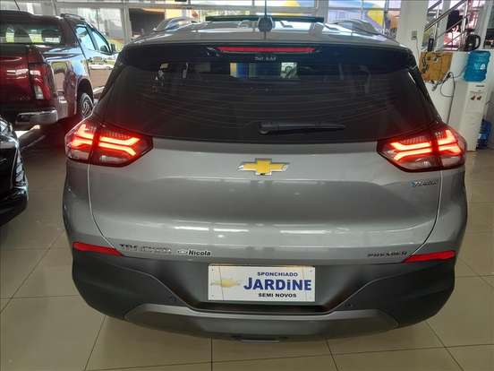 CHEVROLET-TRACKER-2025