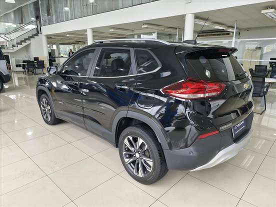 CHEVROLET-TRACKER-2023