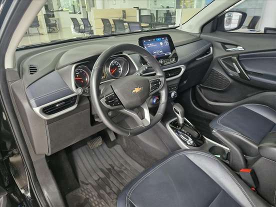 CHEVROLET-TRACKER-2023