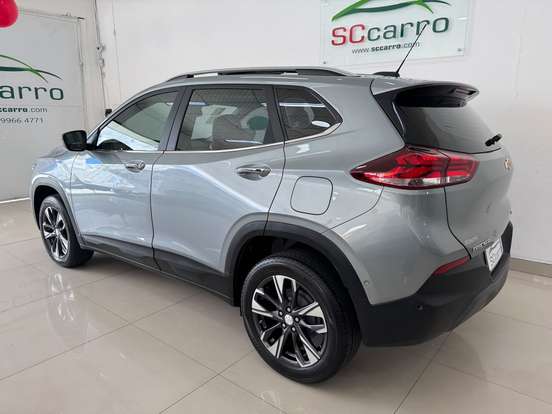 CHEVROLET-TRACKER-2023
