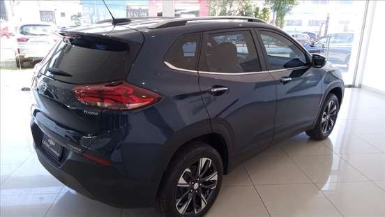 CHEVROLET-TRACKER-2025