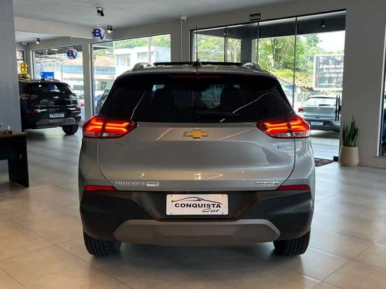 CHEVROLET-TRACKER-2024