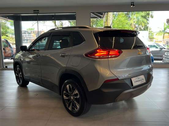 CHEVROLET-TRACKER-2024