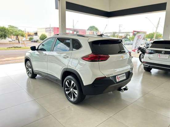 CHEVROLET-TRACKER-2023