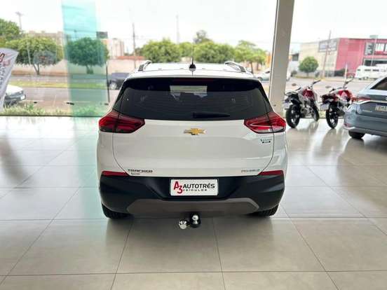CHEVROLET-TRACKER-2023