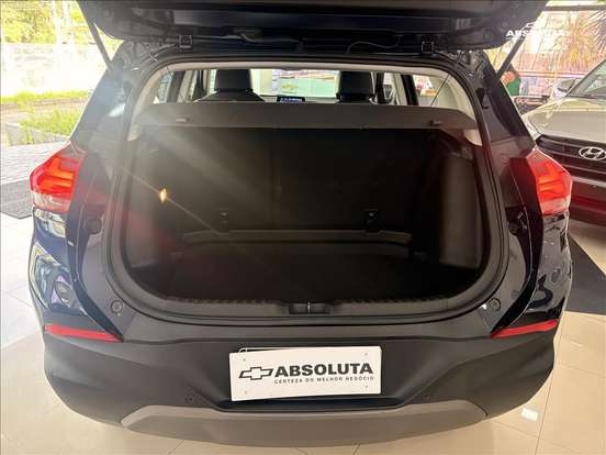 CHEVROLET-TRACKER-2023