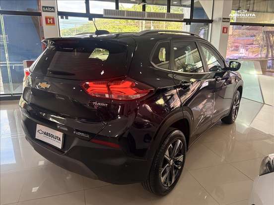 CHEVROLET-TRACKER-2023