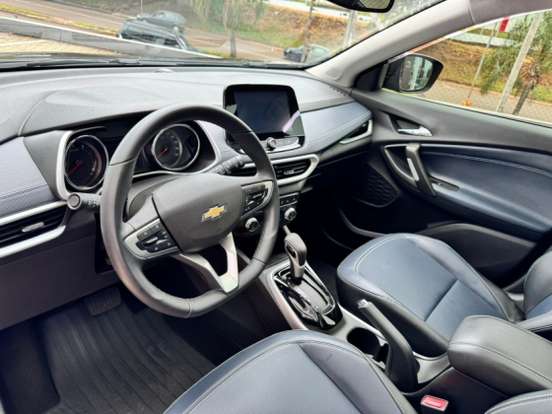 CHEVROLET-TRACKER-2023