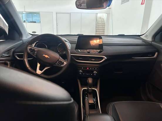 CHEVROLET-TRACKER-2023