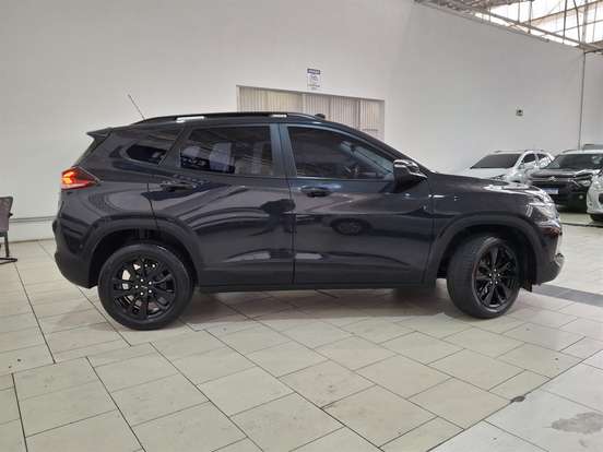 CHEVROLET-TRACKER-2025