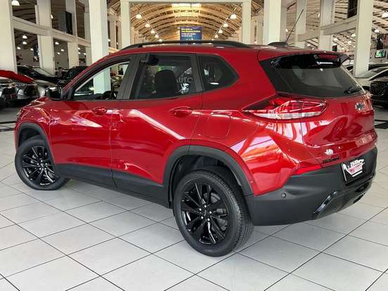 CHEVROLET-TRACKER-2023