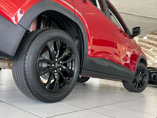 CHEVROLET-TRACKER-2023