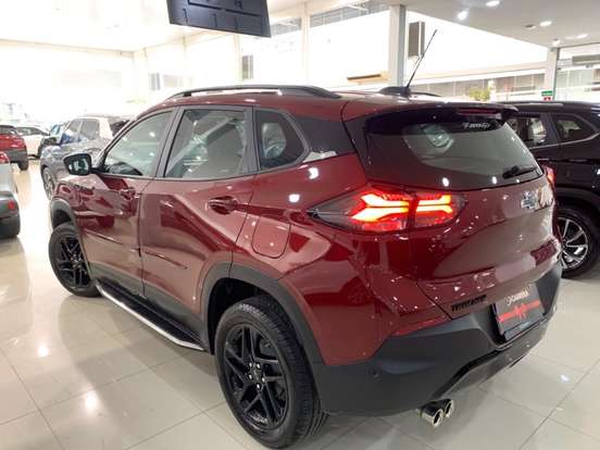 CHEVROLET-TRACKER-2025