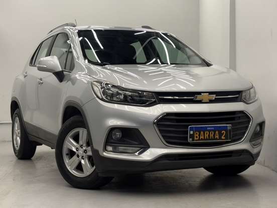 CHEVROLET-TRACKER-2019
