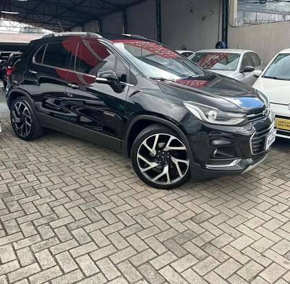 CHEVROLET-TRACKER-2017