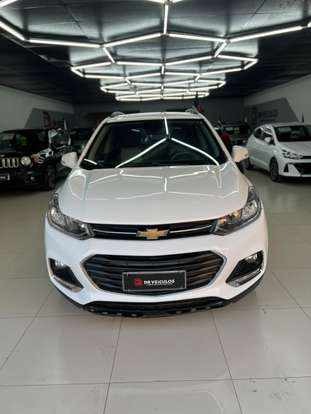 CHEVROLET-TRACKER-2017