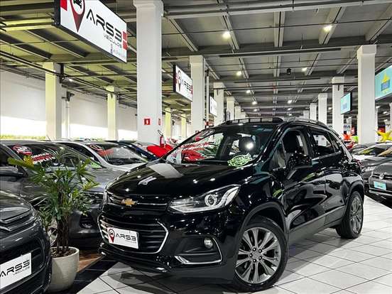 CHEVROLET-TRACKER-2017
