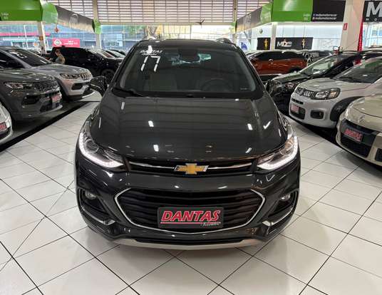 CHEVROLET-TRACKER-2016