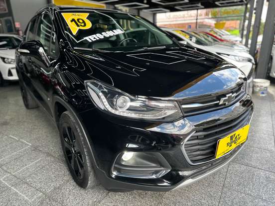 CHEVROLET-TRACKER-2019
