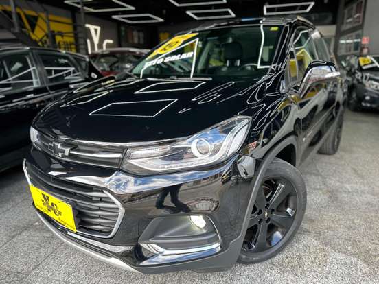 CHEVROLET-TRACKER-2019