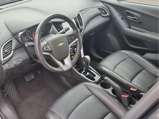 CHEVROLET-TRACKER-2017