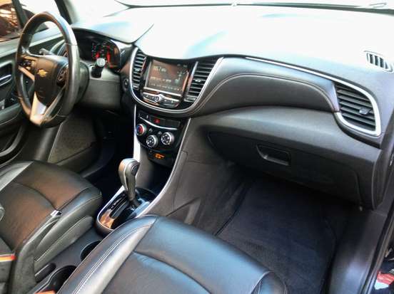 CHEVROLET-TRACKER-2018