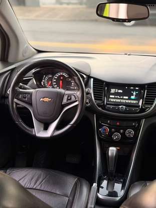 CHEVROLET-TRACKER-2018