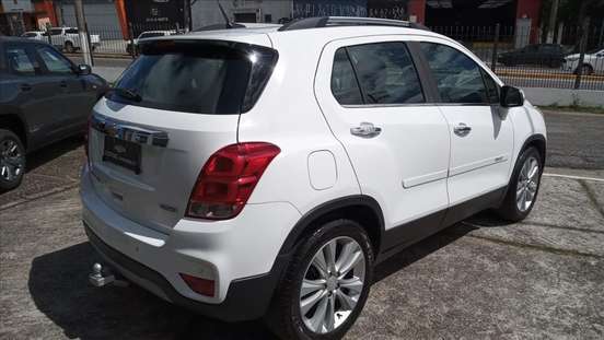 CHEVROLET-TRACKER-2017